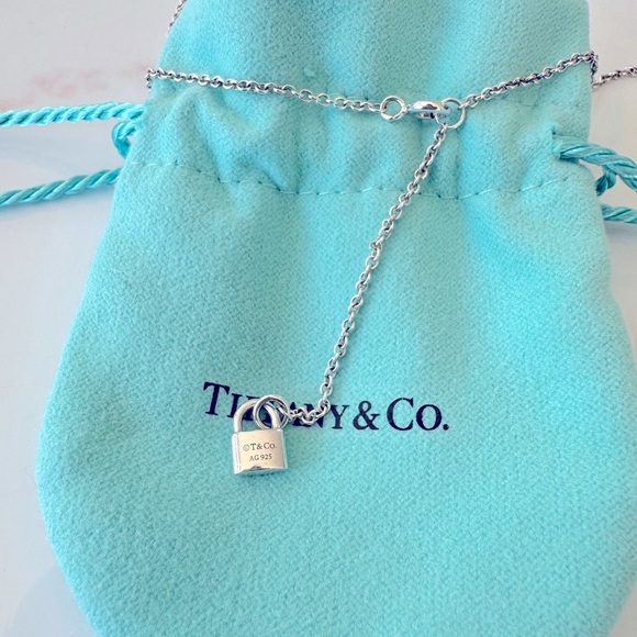 Tiffany & Co. Love heart necklace - Picture 4 of 4